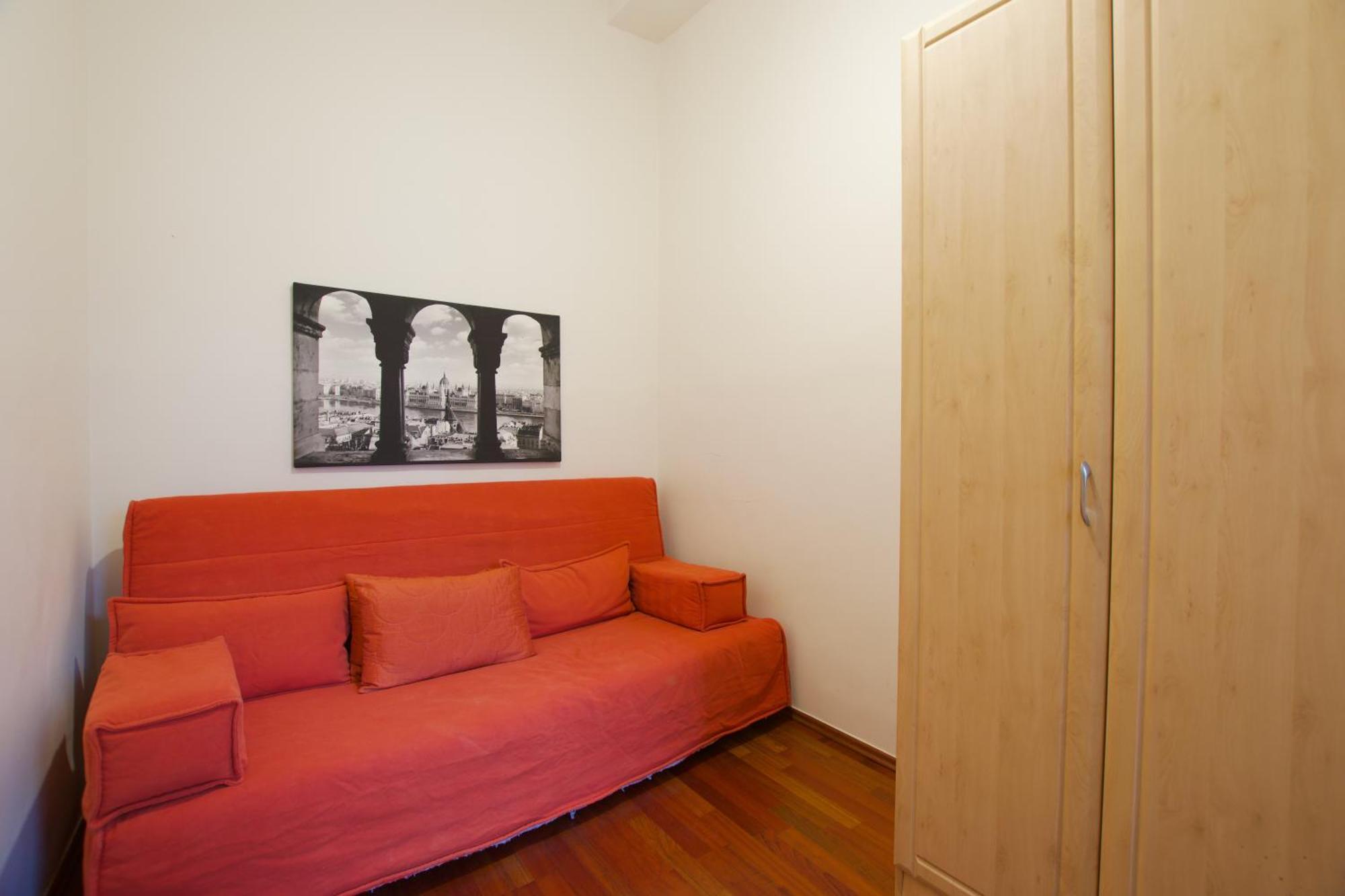 Apartment Standard By Hi5- Kiraly
